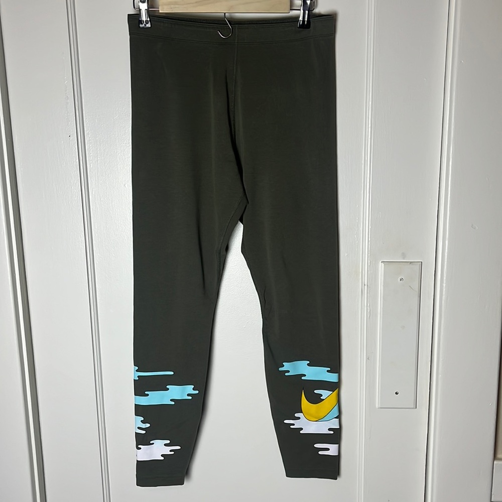 Nike Leggings Size Large Army Green Design Sportswear Athletic
